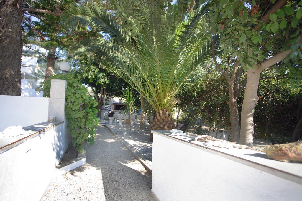 Villa Venus Adamantas  Exteriör bild